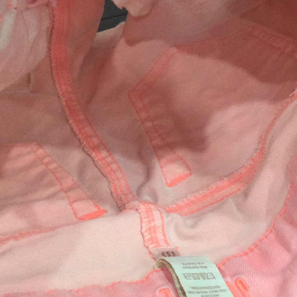 Shorts - Picture 5 of 5